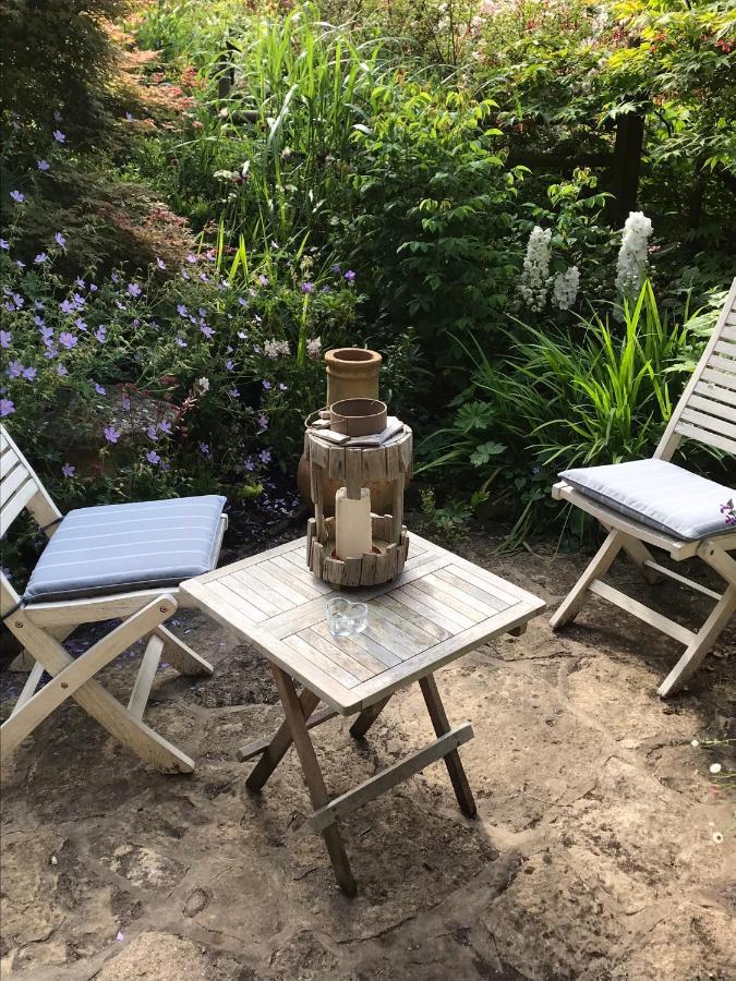 Dove Cottage Bisley  Zewnętrze zdjęcie