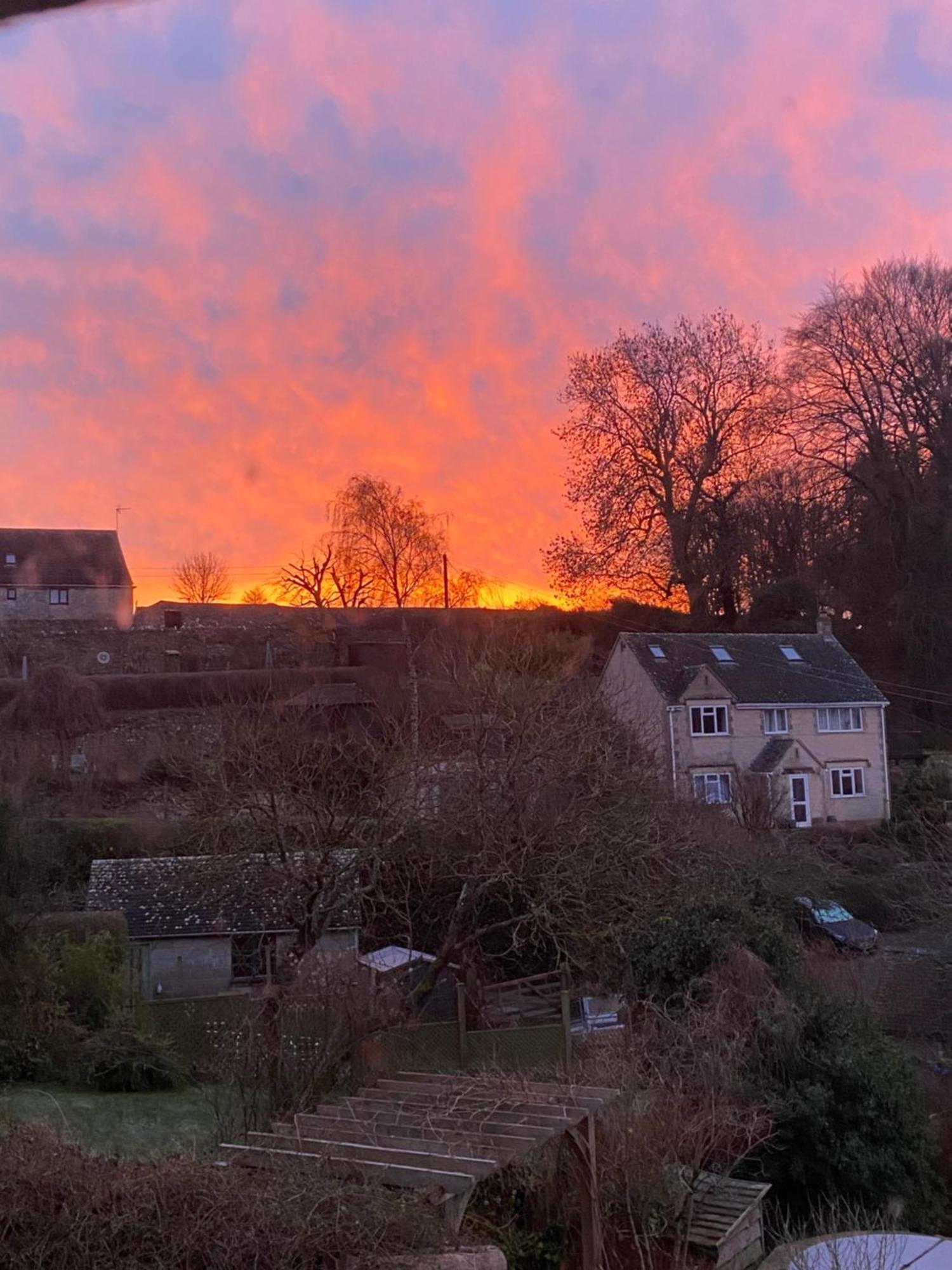 Dove Cottage Bisley  Zewnętrze zdjęcie