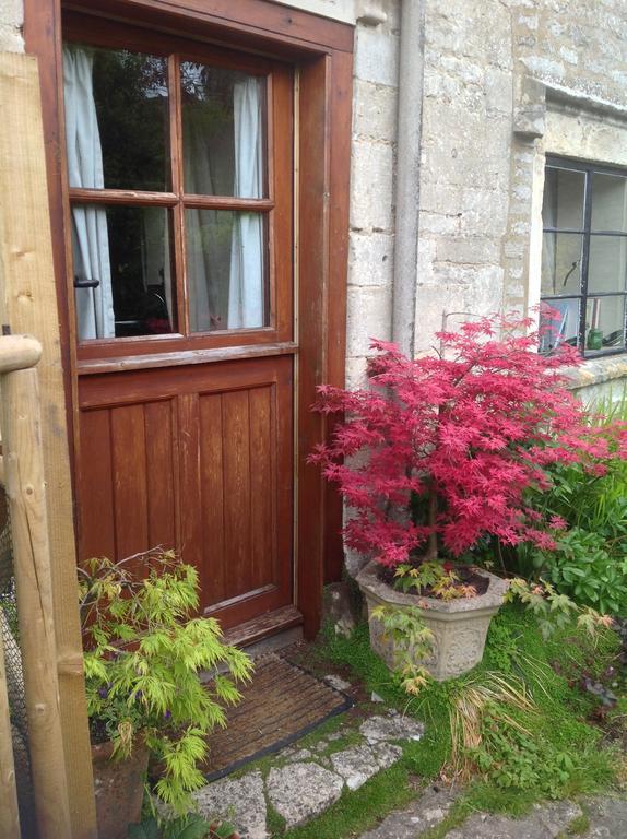 Dove Cottage Bisley  Zewnętrze zdjęcie